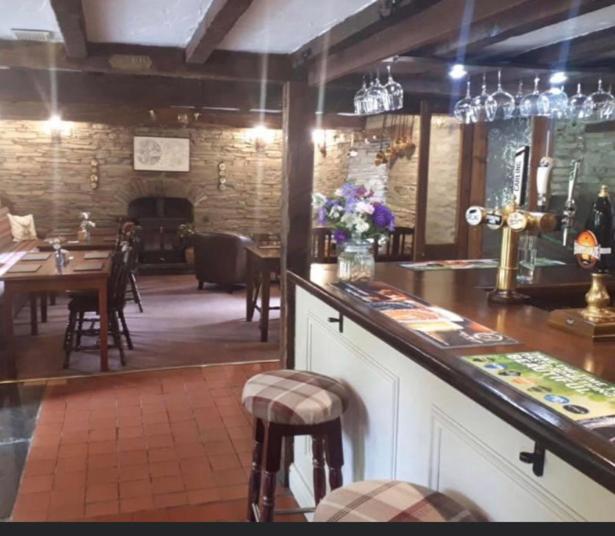 Seven Stars Inn بيلث ويلز المظهر الخارجي الصورة